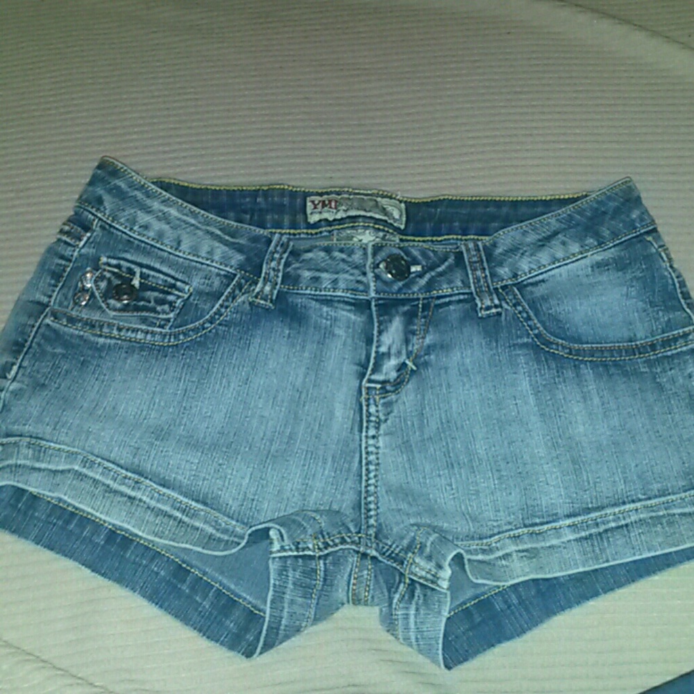 Ymi junior shorts size 3